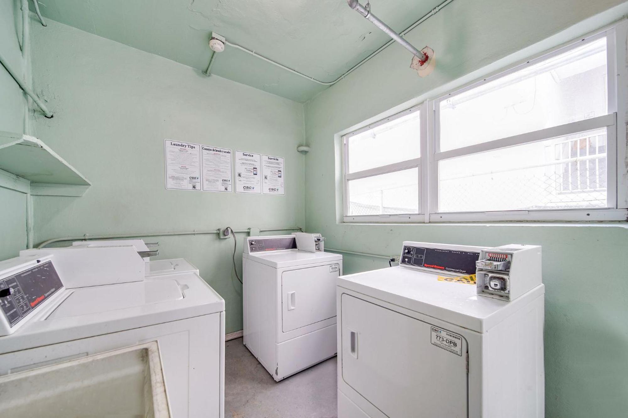 Deco Beachside Apt, W/2 Queen Beds, Washer/Dryer Miami Beach Exterior foto